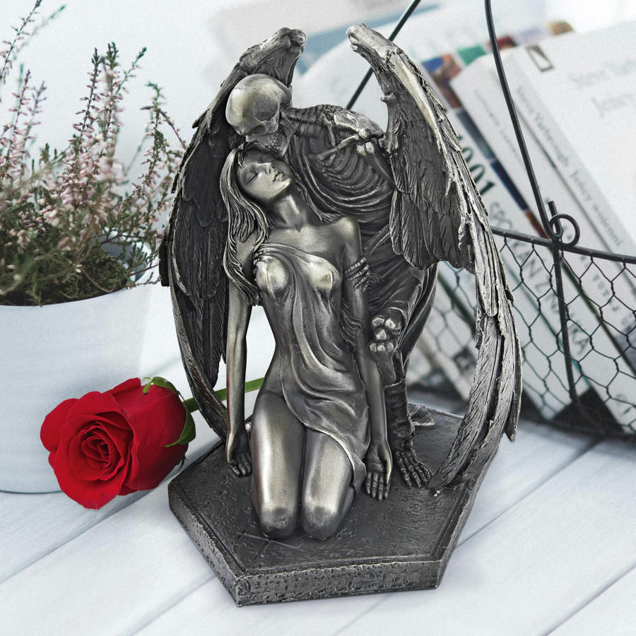 Toscano - Kiss of Death Winged Skeleton Statue