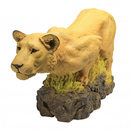 Toscano - Lioness on the Prowl Statue