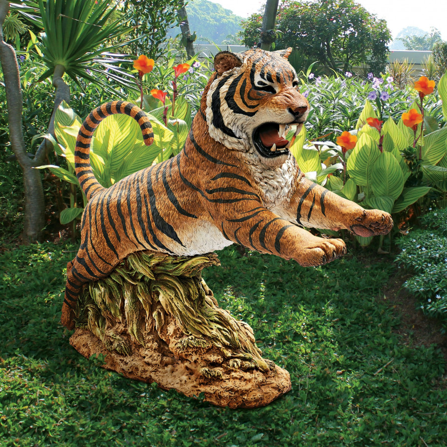 Toscano - Jungle Cat Leaping Bengal Tiger Statue