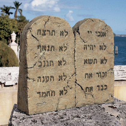 Toscano - Ten Commandments Sculptural Tablet