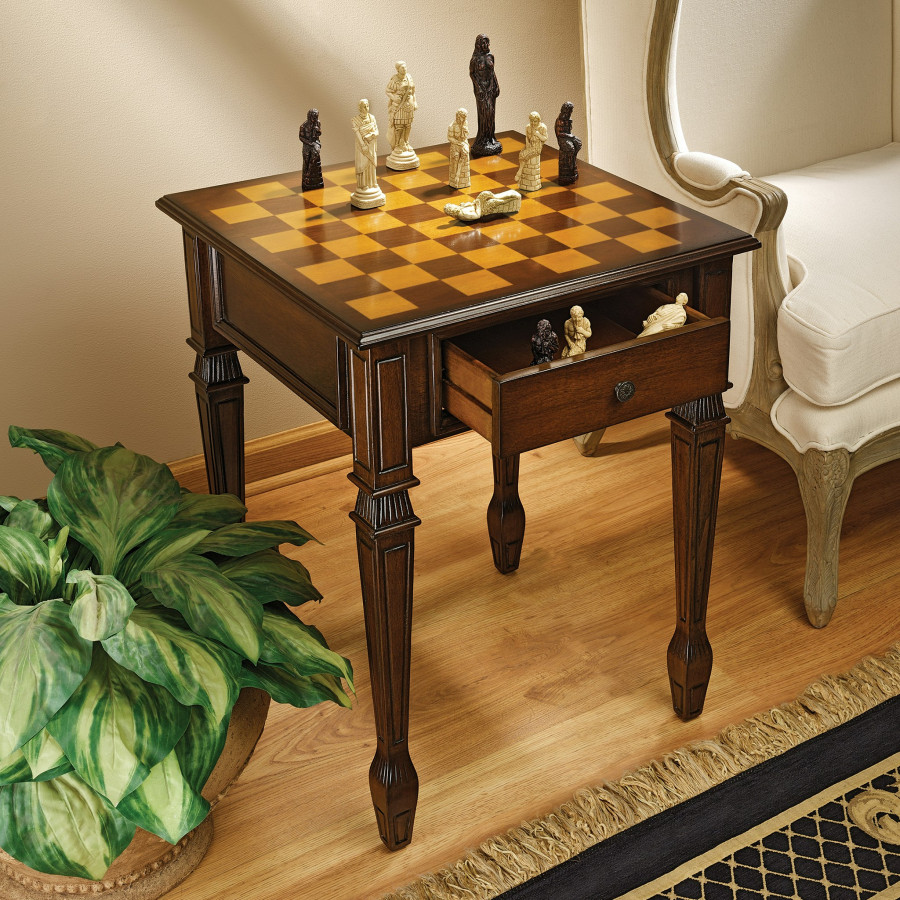 Toscano - Walpole Manor Gaming Chess Table in Walnut, Wood