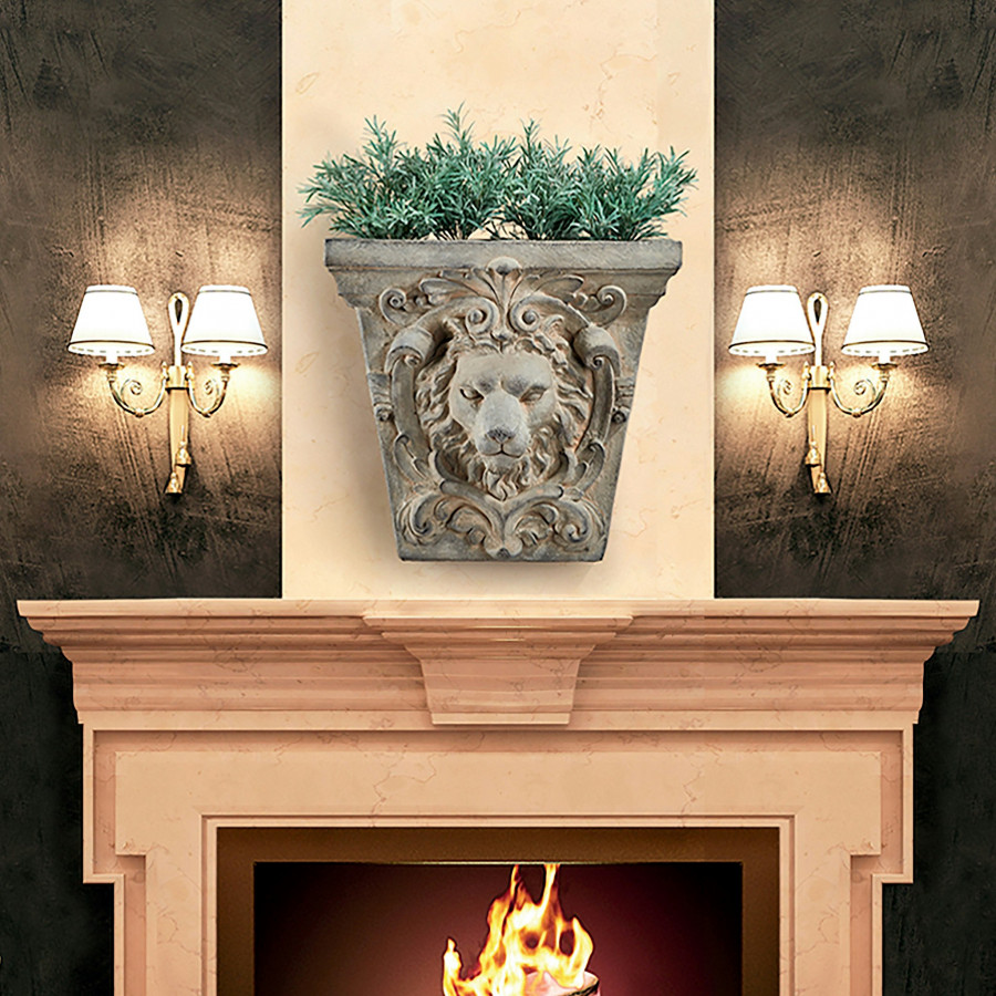 Toscano - Gotham Lion Architectural Keystone Wall Pocket