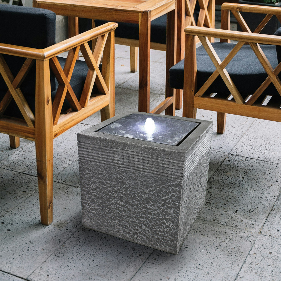 Toscano - Modern Cube Bubbling Garden Fountain