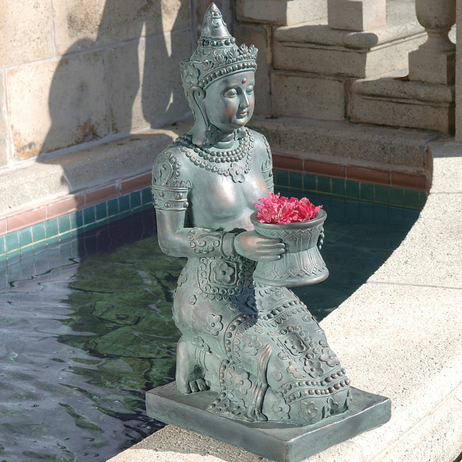 Toscano - Thai Princess Asian Statue