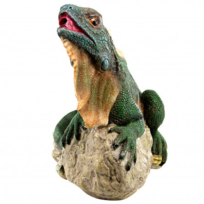 Toscano - Ikethe Iguana Spitter Piped Statue