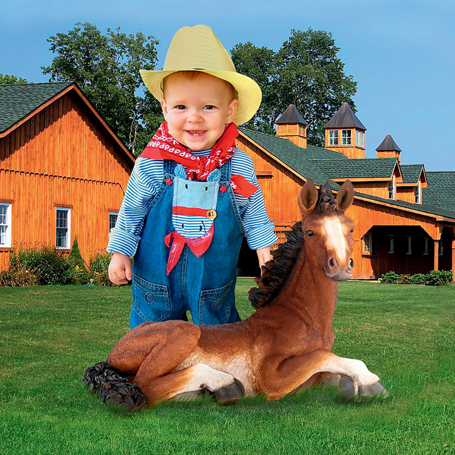 Toscano - Relaxing Pony Horse Foal Statue