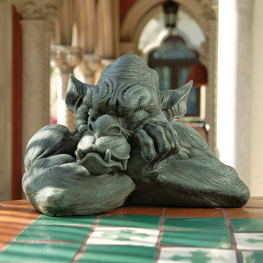 Toscano - Goliath the Gothic Gargoyle Statue
