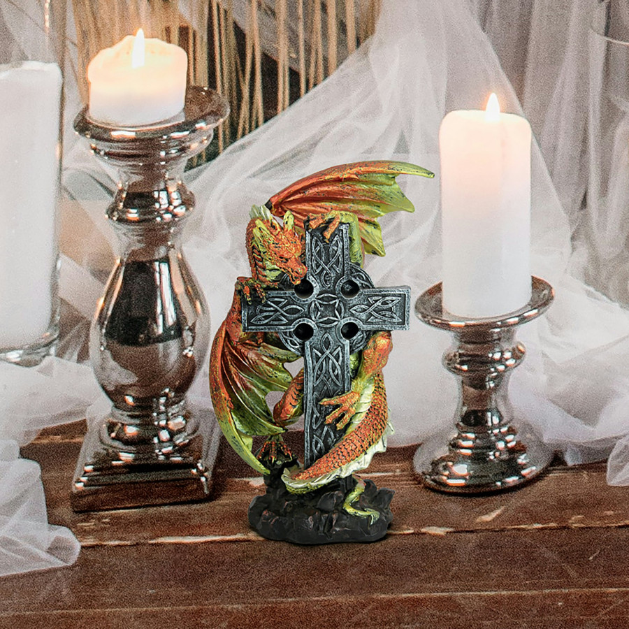 Toscano - Carrickbrack Celtic Dragon Statue