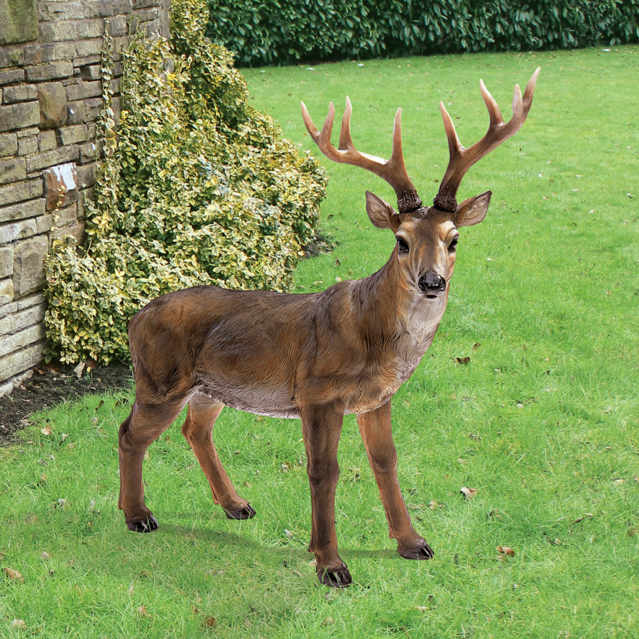 Toscano - Big Rack Buck Deer Statue