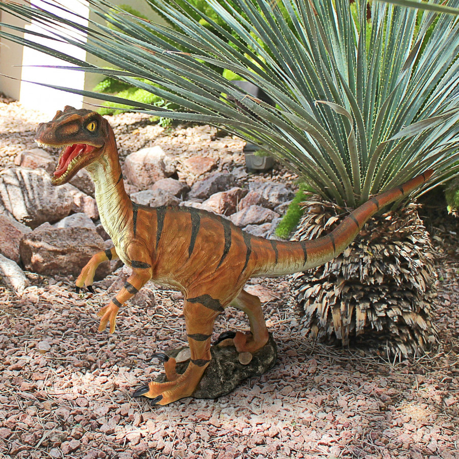 Toscano - Velociraptor Scaled Dinosaur Statue