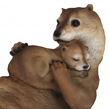 Toscano - Embracing Love Mother and Child Otter Statue