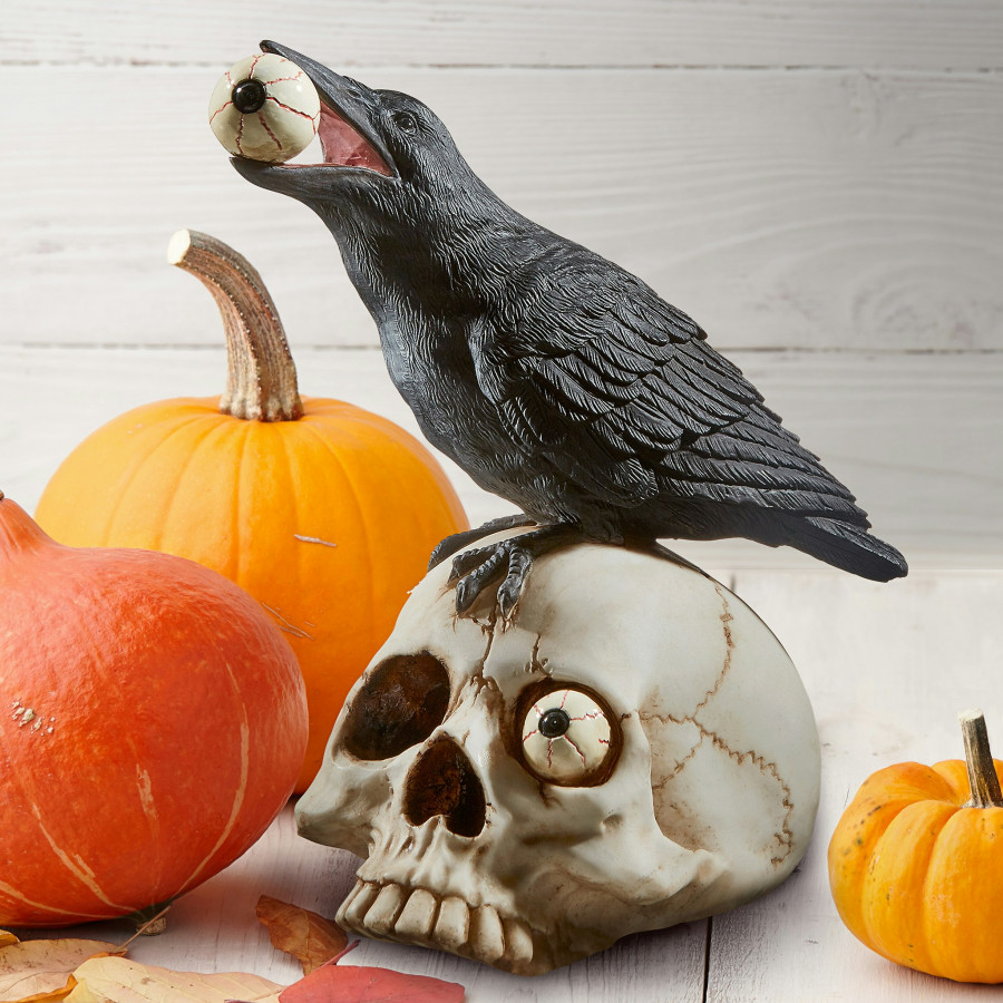 Toscano - All-Seeing Harbinger of Doom Raven and Skull Statue