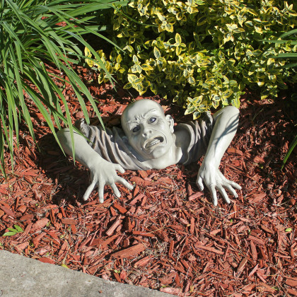 Toscano - The Zombie of Montclaire Moors Statue