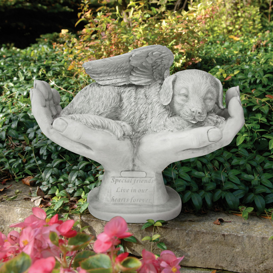 Toscano - In God Hands Dog Memorial Statue