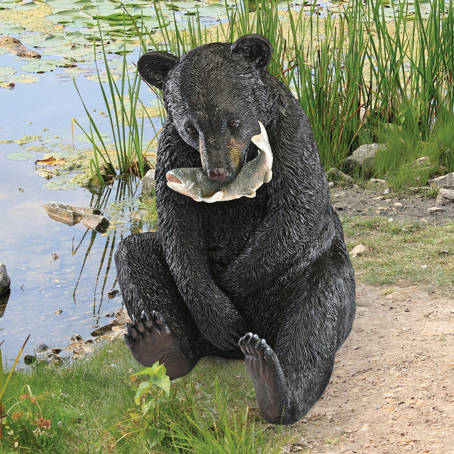 Toscano - The Expert Fisherman Black Bear Statue