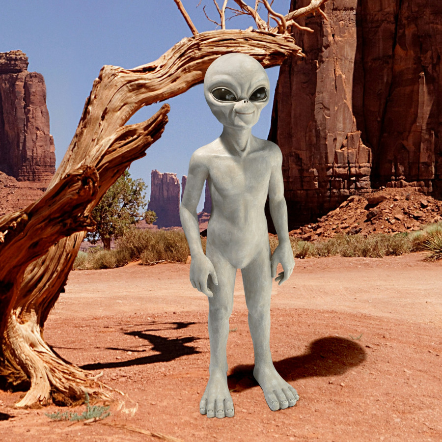 Toscano The Out-of-this-World Alien Extra Terrestrial Statue - Large