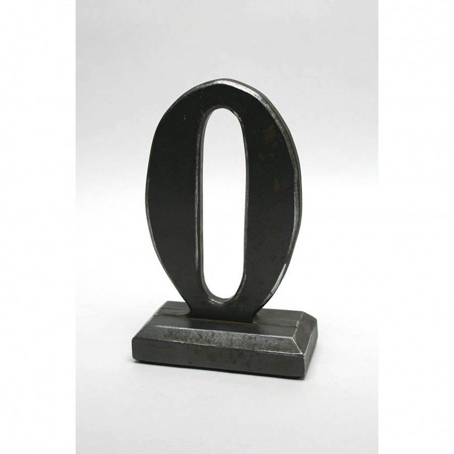 Toscano - Number 0 Sculptural Typography