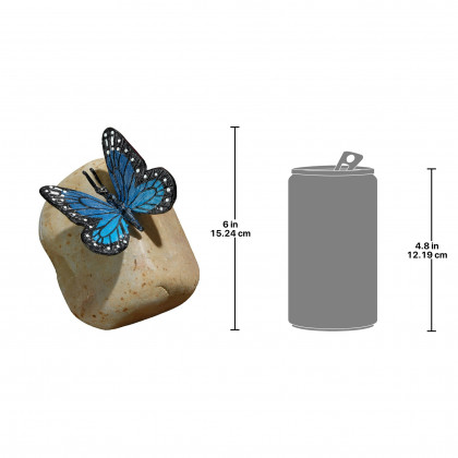 Toscano - Papilio Ulysses Butterfly on Rock Statue