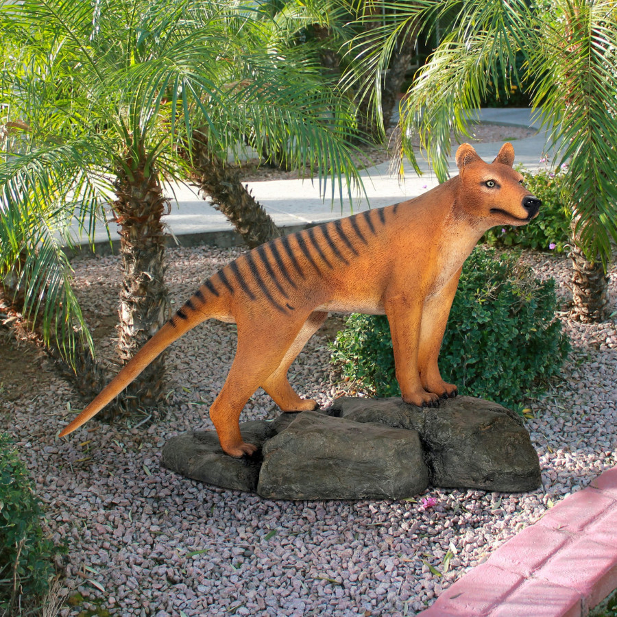 Toscano - Mysterious Tasmanian Tiger Statue