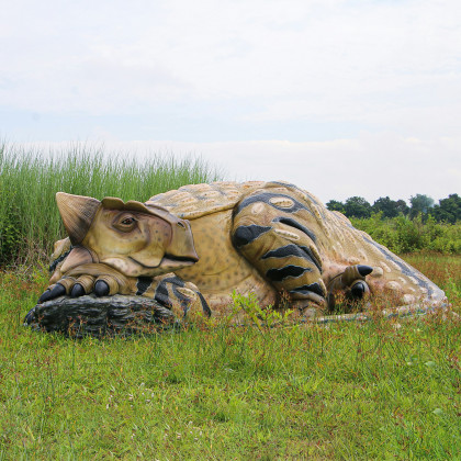 Toscano - Snoozing Giant Ankylosaurus Dinosaur Statue