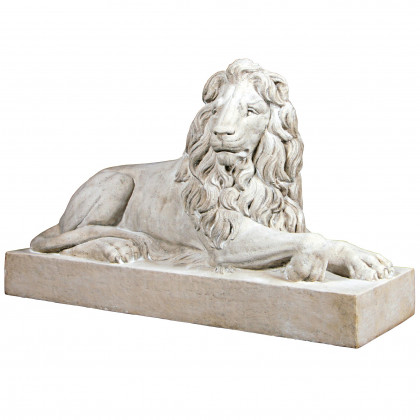 Toscano Castle Courtyard Lion Sentinel Statue - Head Right