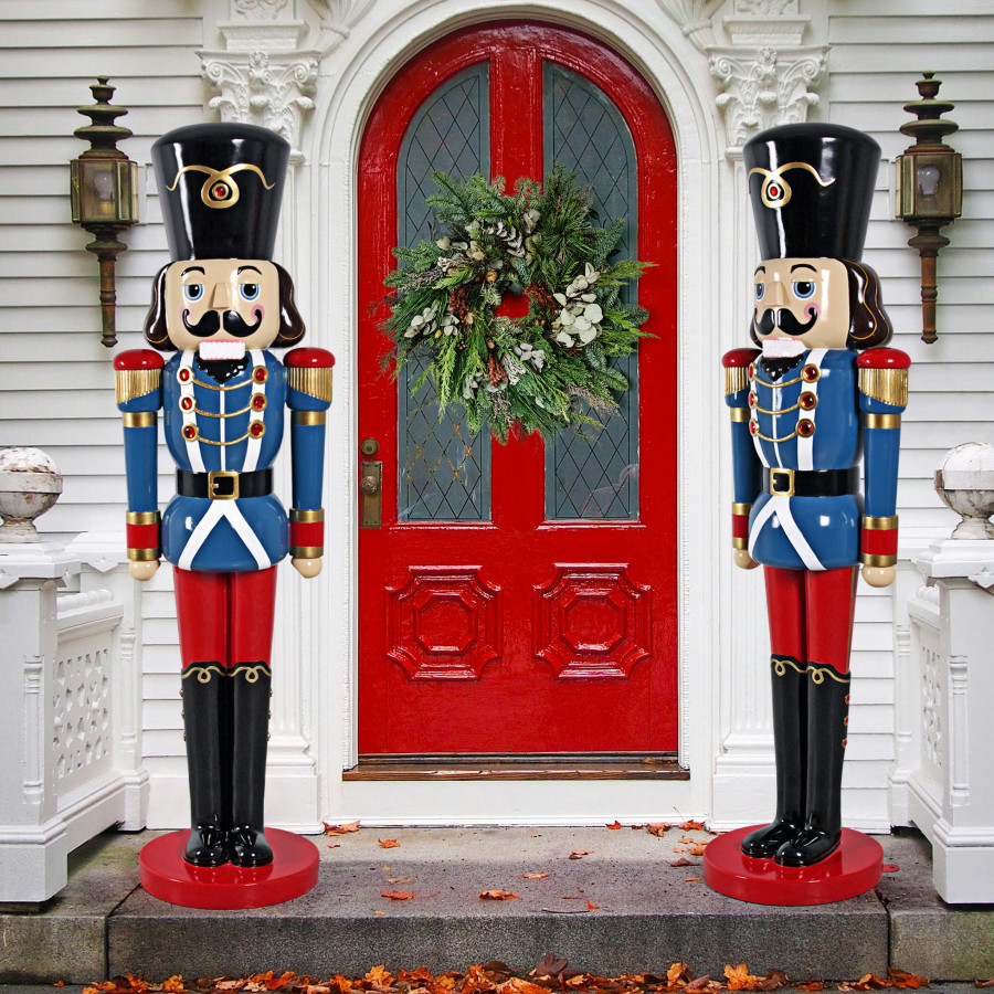 Toscano - Sergeant-at-Arms 6-Foot Nutcracker Soldier Statue