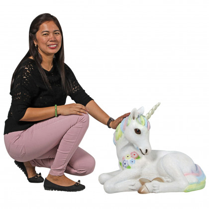 Toscano - Sparkle the Mystical Magical Resting Unicorn Statue