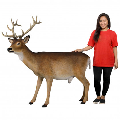 Toscano - Forest White Tailed BuckMale Deer Statue