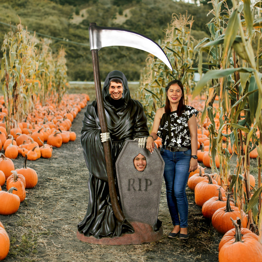 Toscano - Halloween Grim Reaper Graveyard Ghoul Photo Op Life-Size Statue