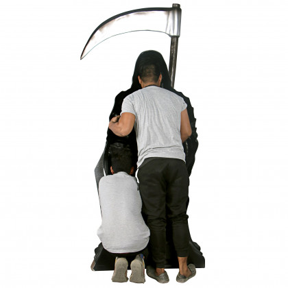 Toscano - Halloween Grim Reaper Graveyard Ghoul Photo Op Life-Size Statue