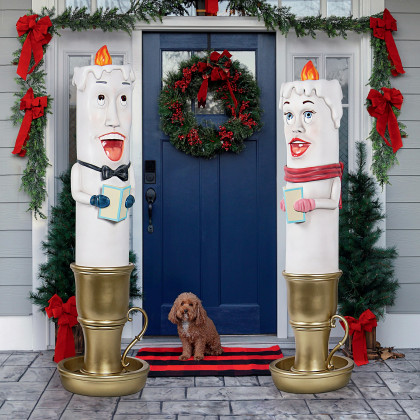 Toscano - Holiday Luminary Welcoming Candle Door Sentry Statue Hans