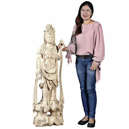 Toscano - The Asian Goddess Guan Yin Garden Statue