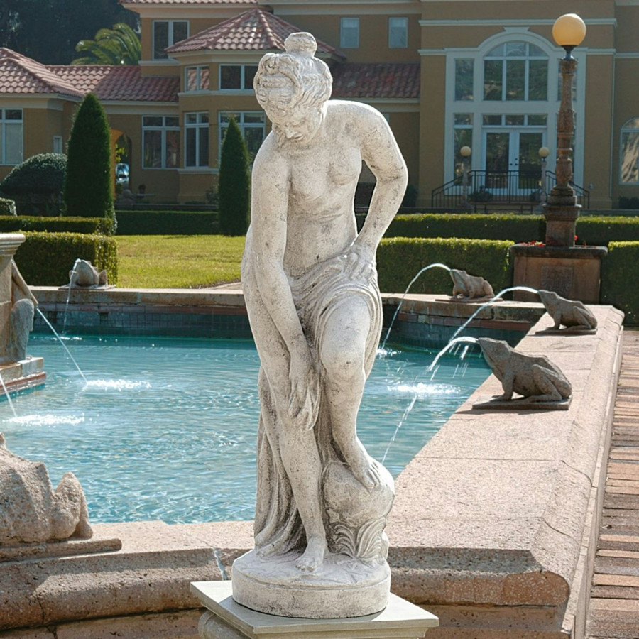 Toscano - The Bather Classical Garden Statue