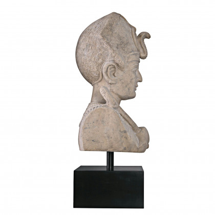 Toscano - Egyptian Pharaoh Ramses Statue on Museum Mount