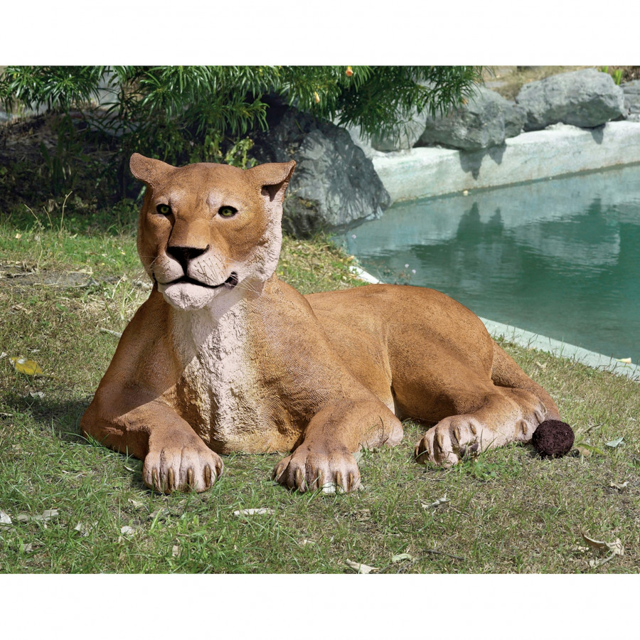 Toscano - Lioness Lying Down Life-Size Garden Statue