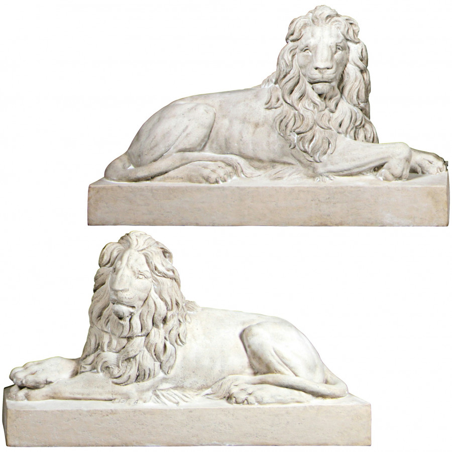 Toscano - Set of 2 Castle Courtyard Lion Sentinel Statues