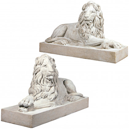 Toscano - Set of 2 Castle Courtyard Lion Sentinel Statues