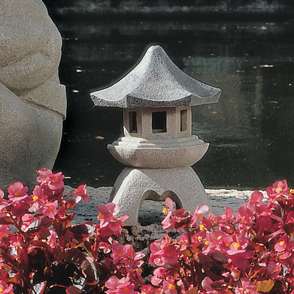Toscano Asian Temple Pagoda Lantern Statue - Medium