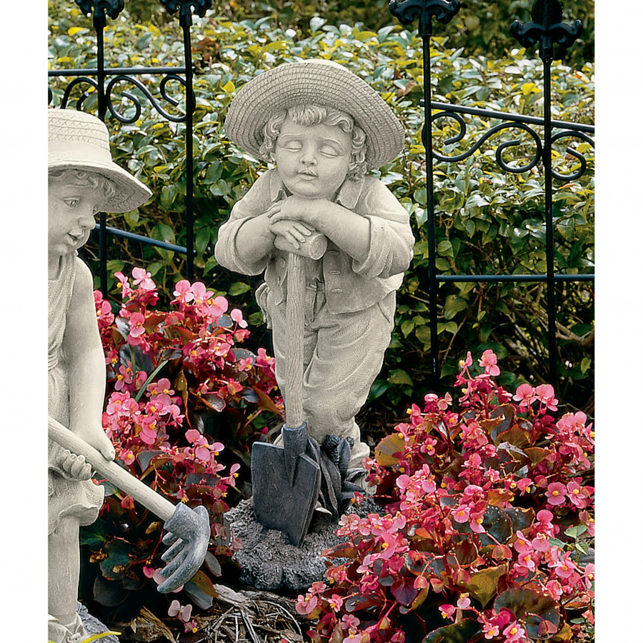 Toscano - Young Gardener Boy Samuel Statue