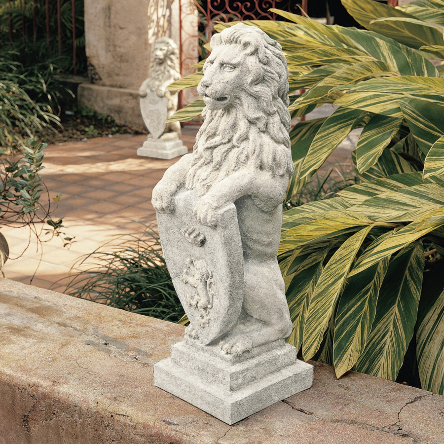 Toscano - Beaumaris Castle Lion Statue