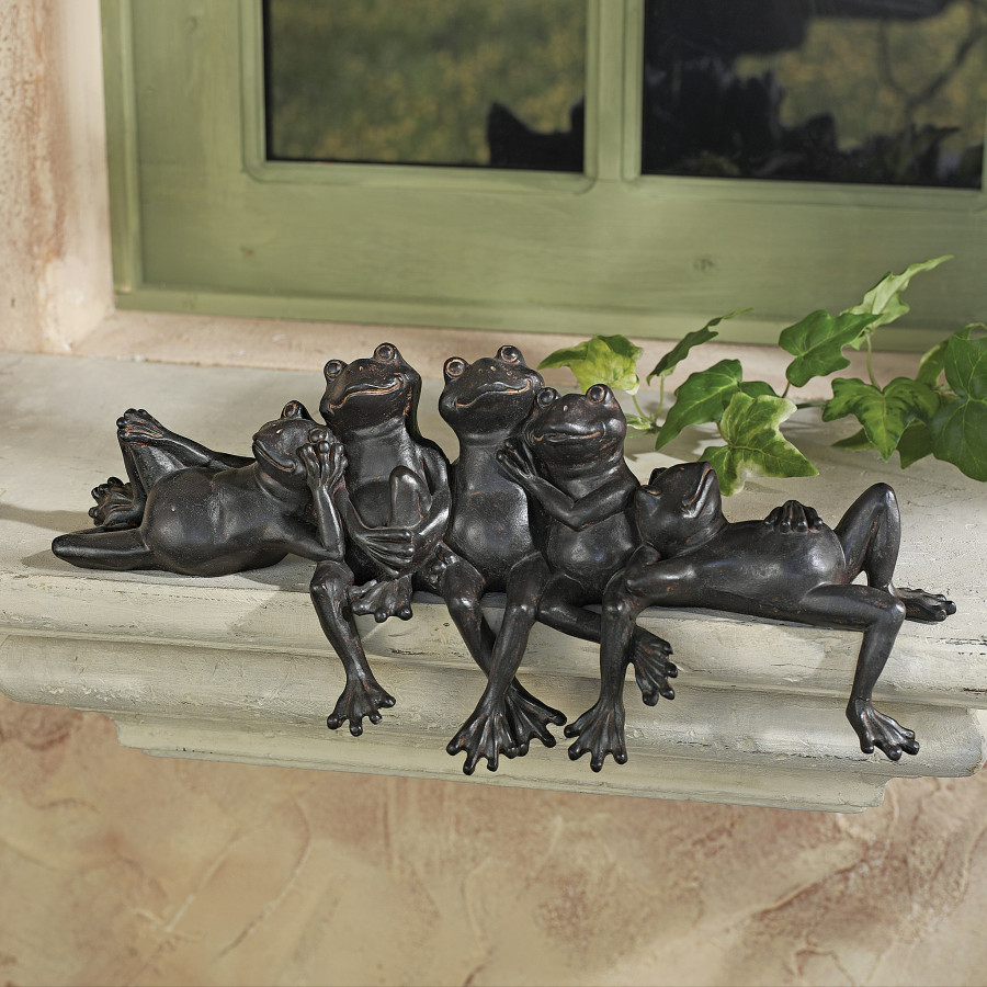 Toscano - Lazy Daze Knot of Frogs Sill Sitters