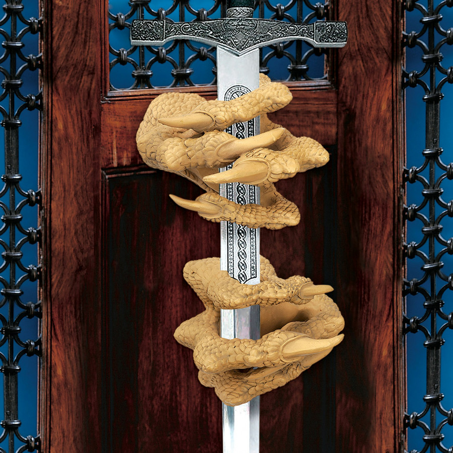 Toscano - Dragons Thorne MacGarvey Claw Sword Hanger Wall Sculpture Set