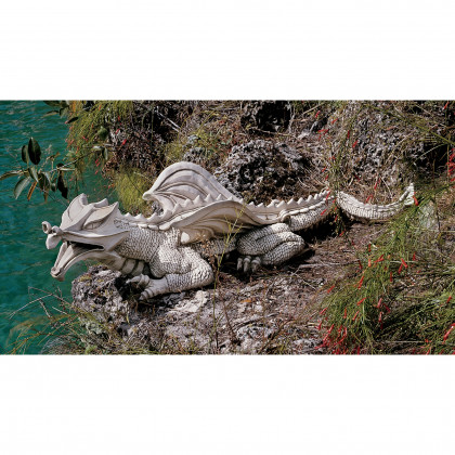 Toscano - Warsin Dragon Gothic Wall Sculpture