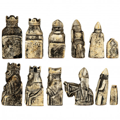 Toscano - Isle of Lewis Chess Set with Board