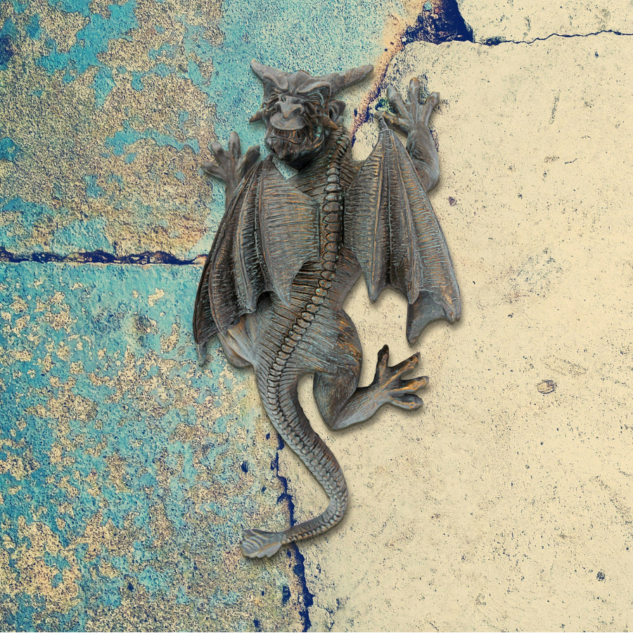 Toscano - Gargoyle Demon on the Loose Wall Sculpture