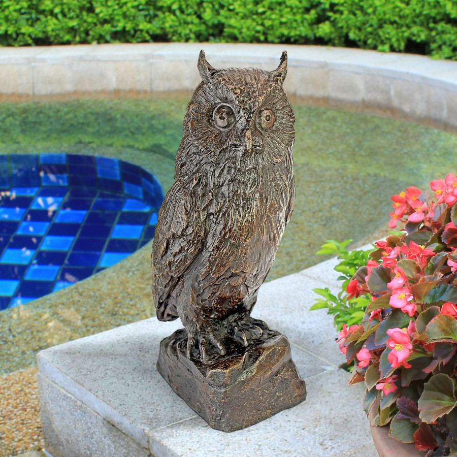 Toscano - The Wise Owl Garden Statue