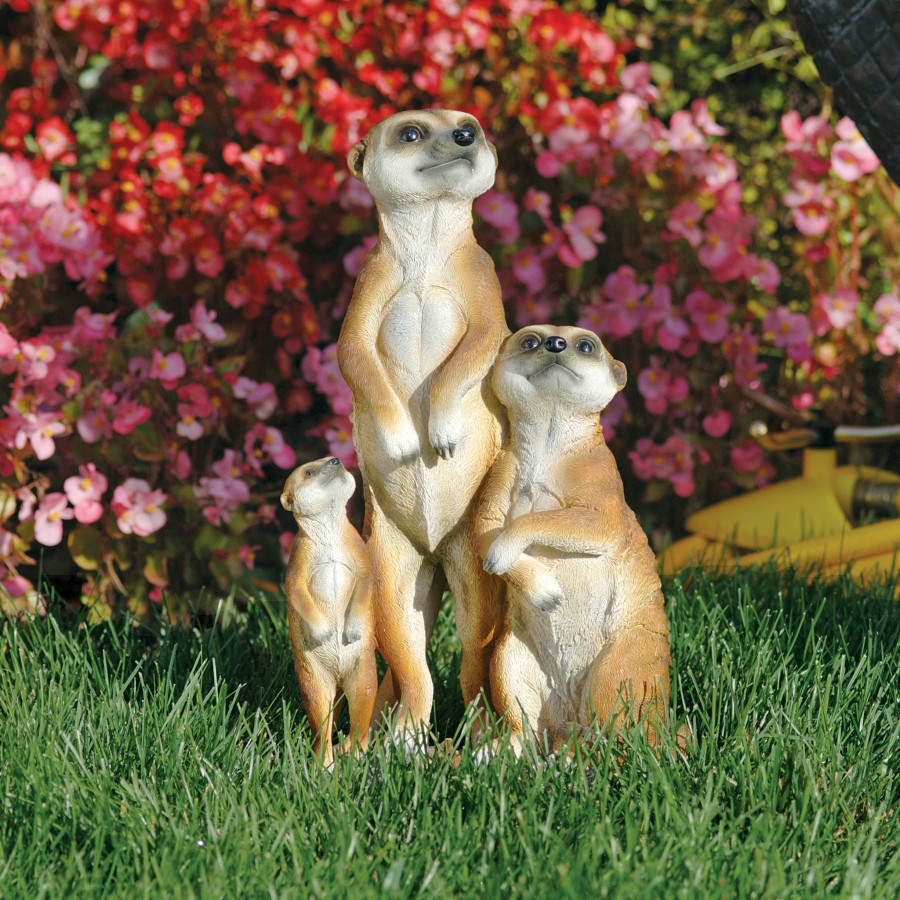 Toscano - The Meerkat Family Statue