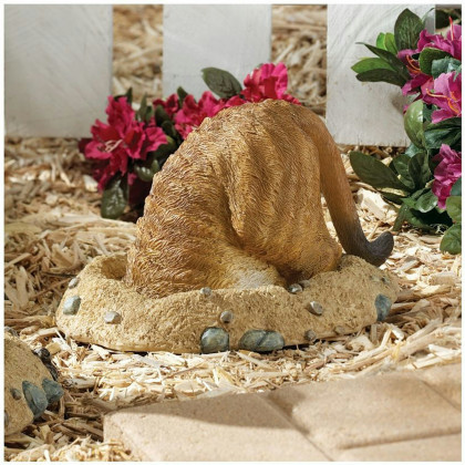 Toscano Kalahari Meerkat Statue - Into Hole