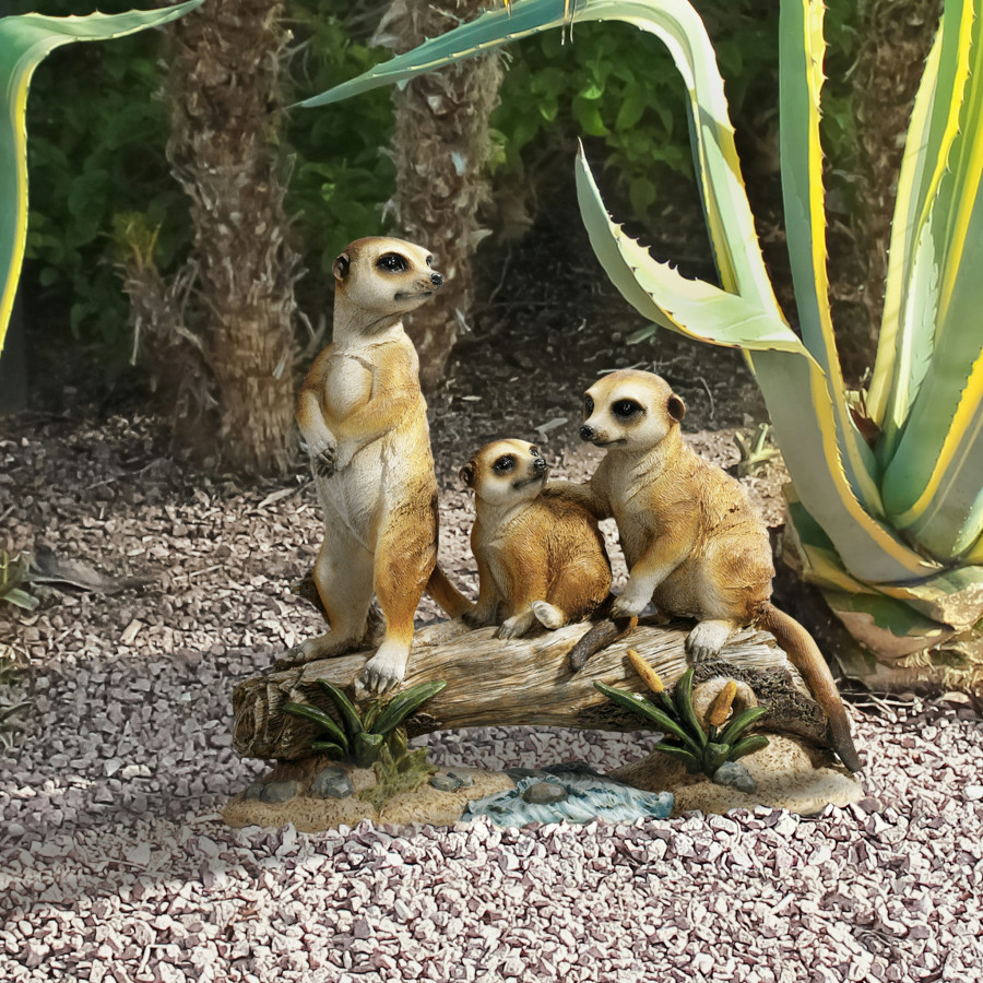 Toscano - The Meerkat Clan Statue