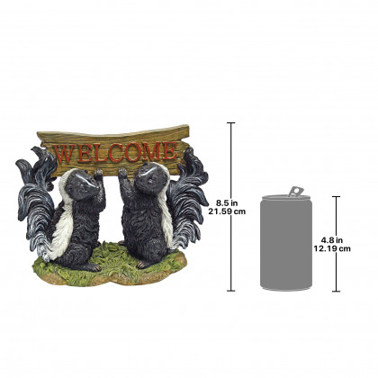 Toscano - Something is in the Air Skunk Welcome Sign Statue